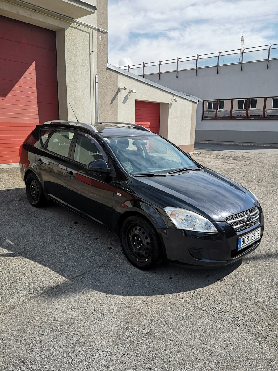 Kia Cee´d Combi 1.4, 2008