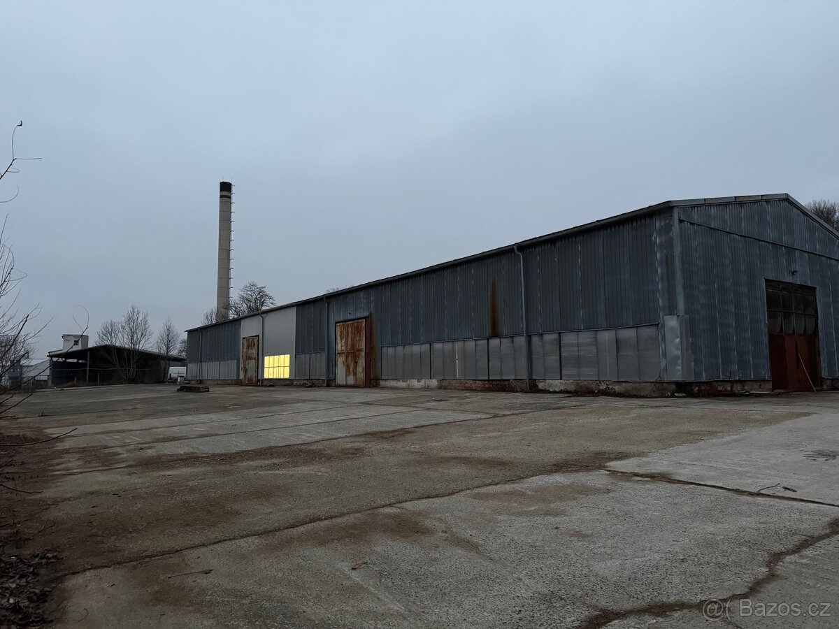 Pronájem skladu 450 m2