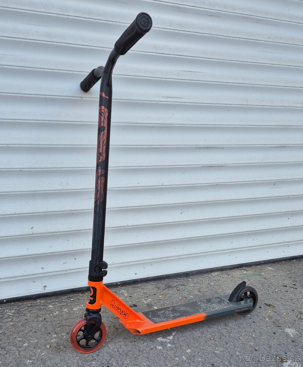 Freestyle koloběžka MF520