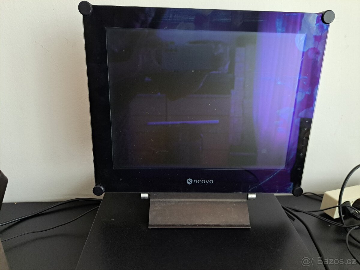 DISPLEJ AG NEOVO TX-15