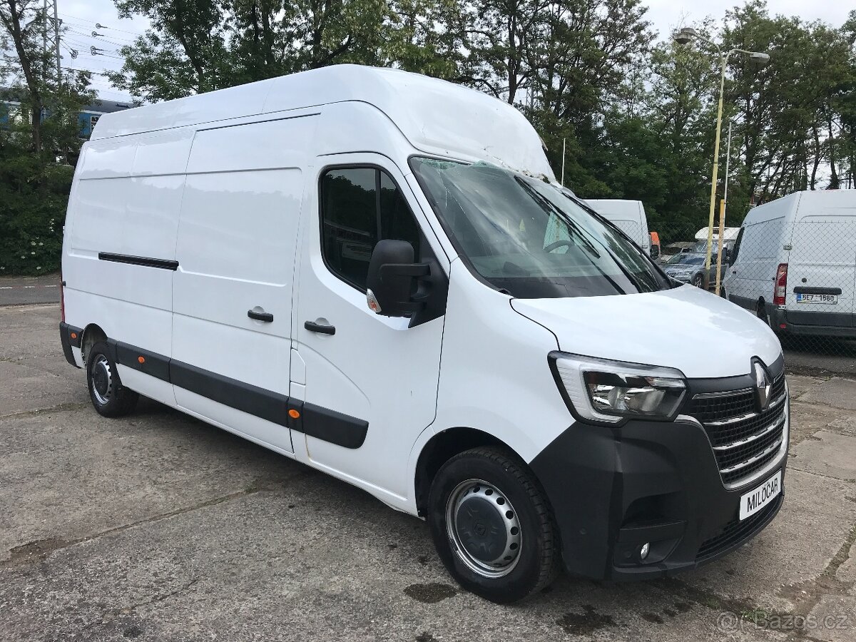 Renault Master MAXI L3H3P3 r.v.2023/12 2.3 DCi ČR DPH