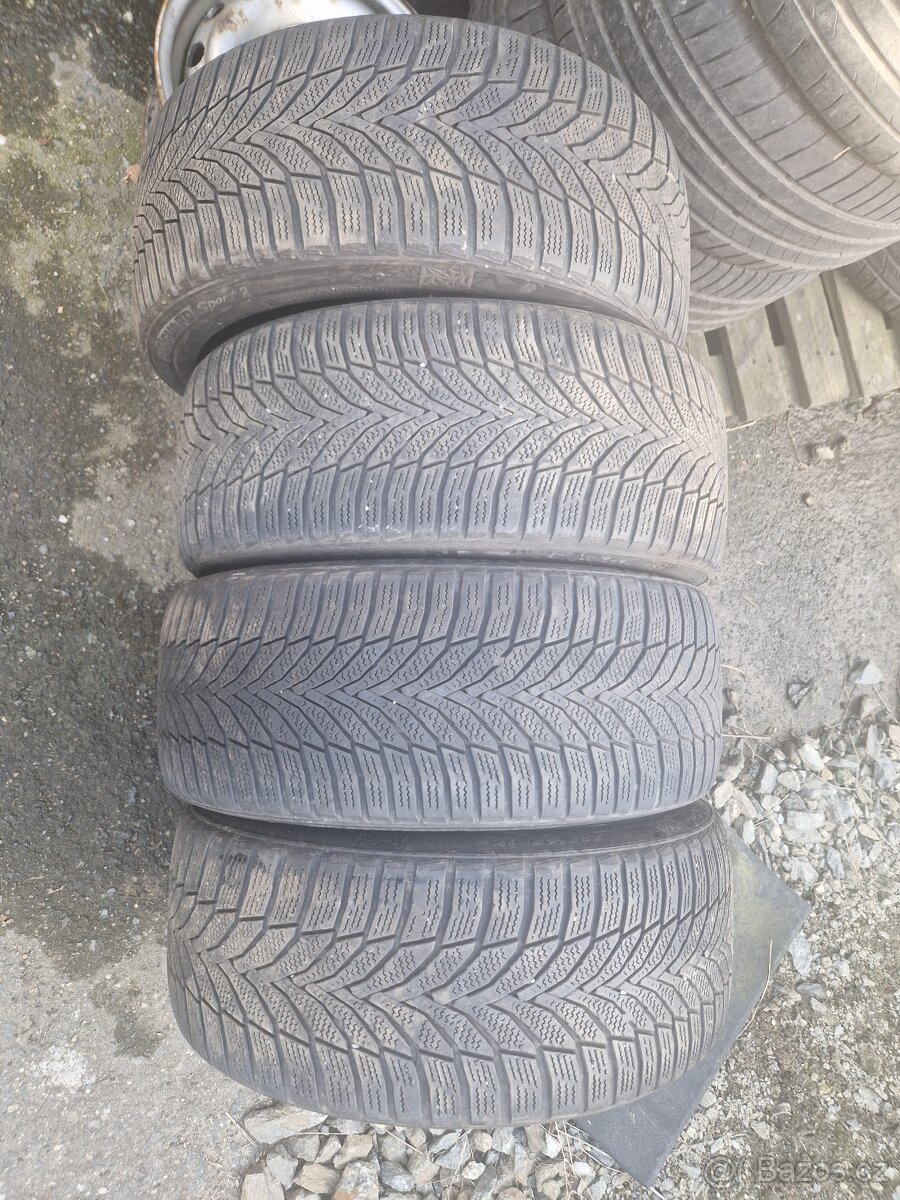 Zimní pneu Nexen 225/45/17