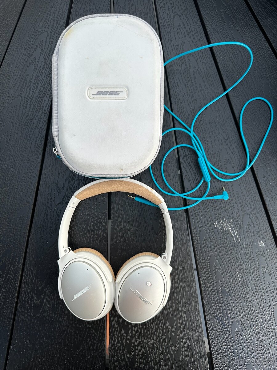 Bezdrátová sluchátka Bose QuietComfort 25 + pouzdro bílé