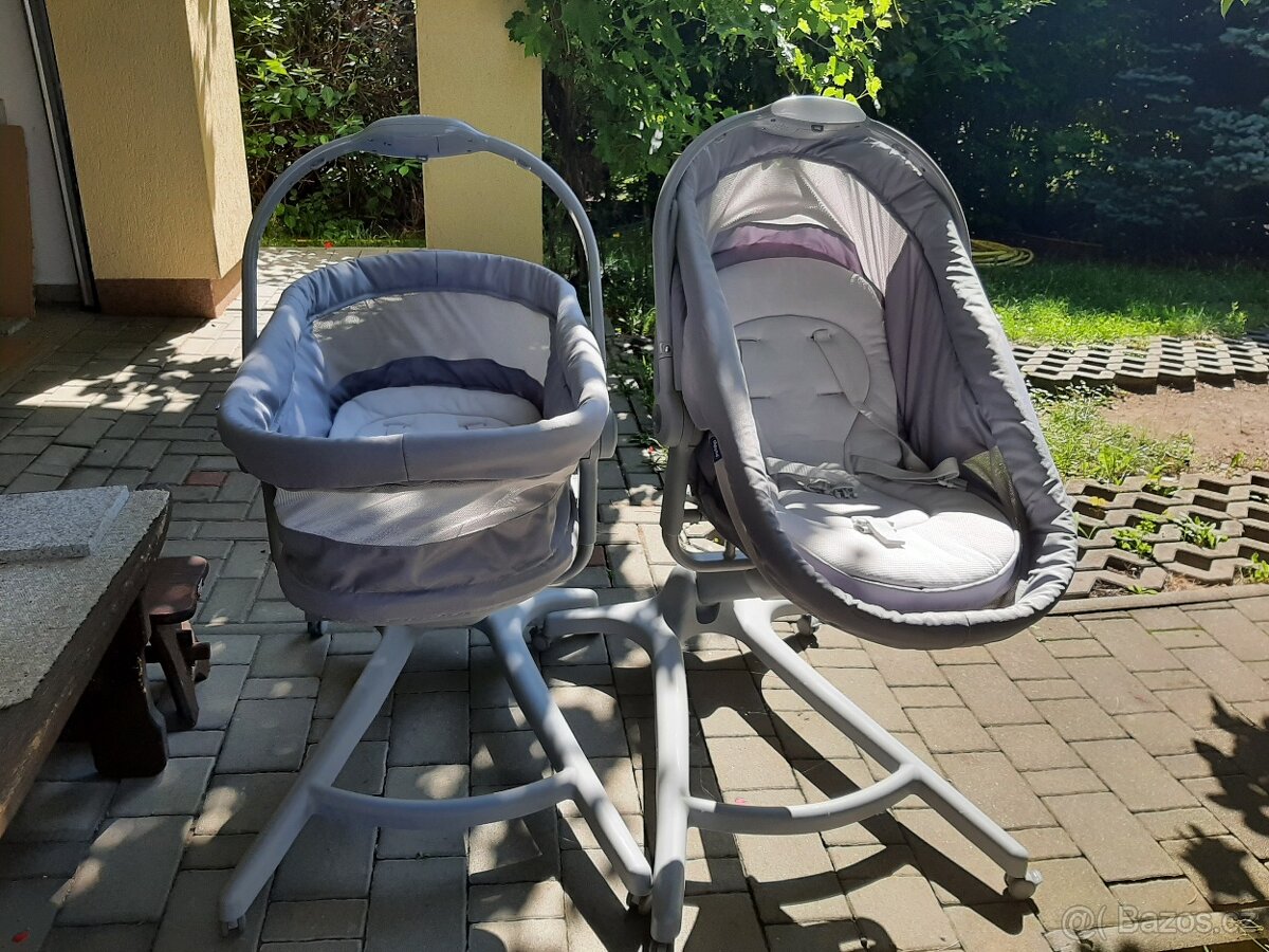 Dětská postýlka s možností přestávky na židli