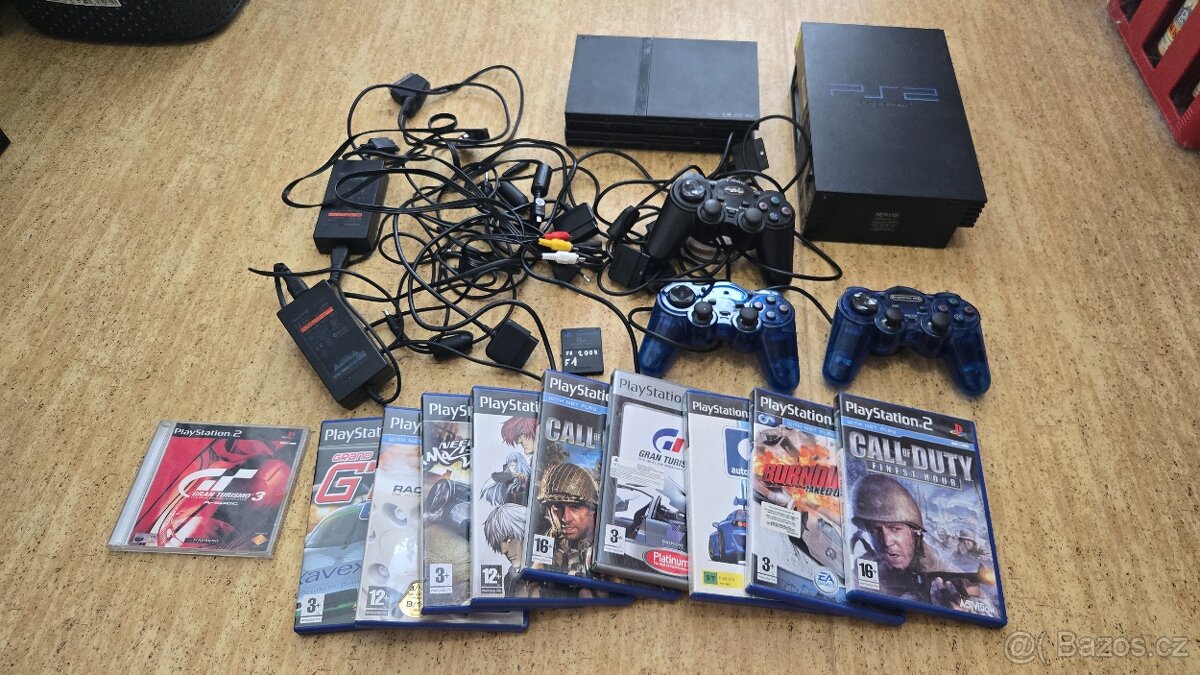 3x Play Station 2 + hry