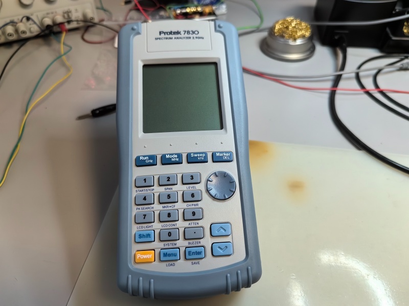 Protek 7830 spektrální analyzátor 2,9 GHz