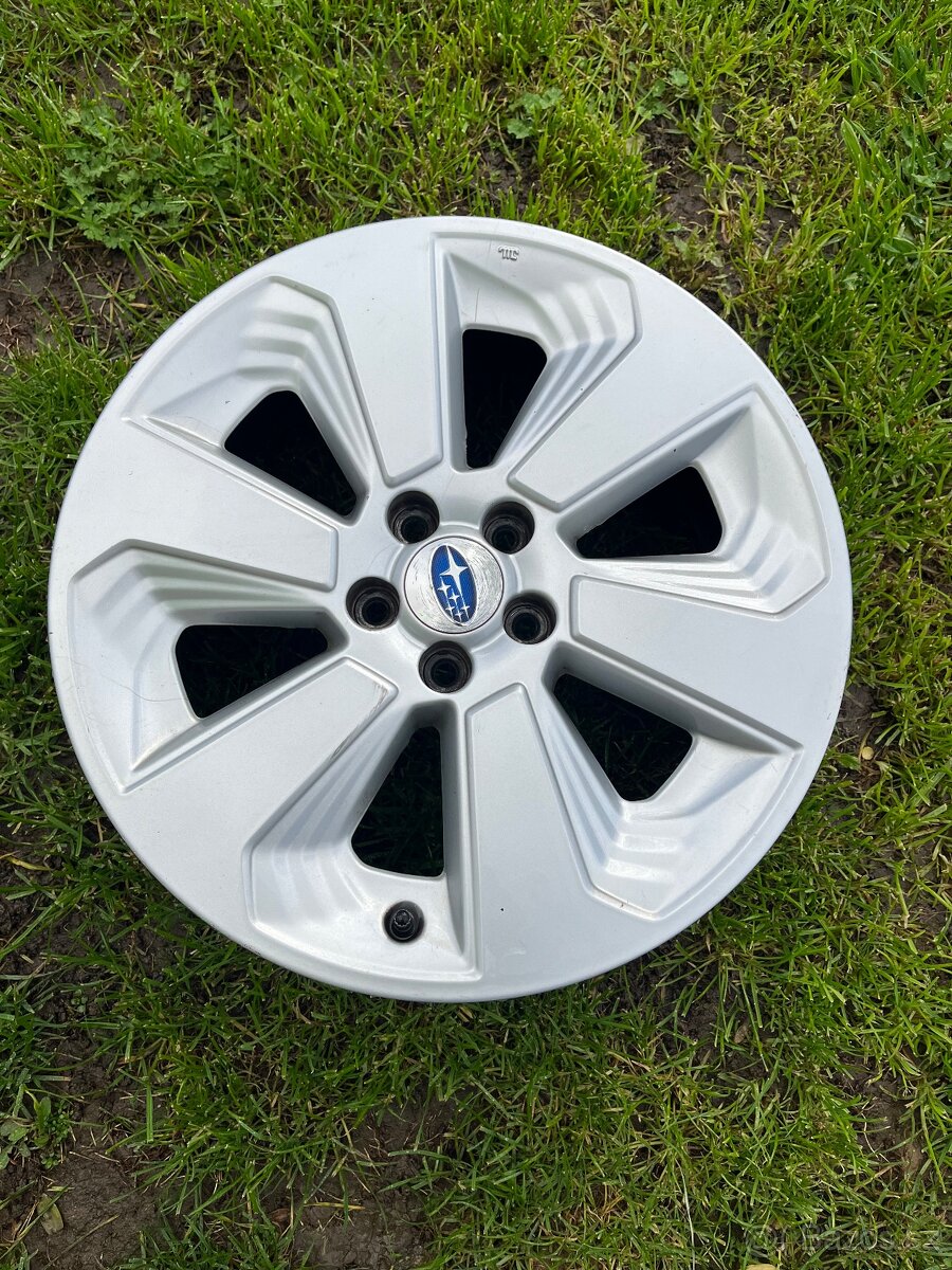 Originalni sada 17 alu Subaru Forester