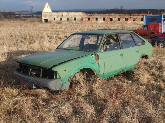 ND fiat panda a Moskvič