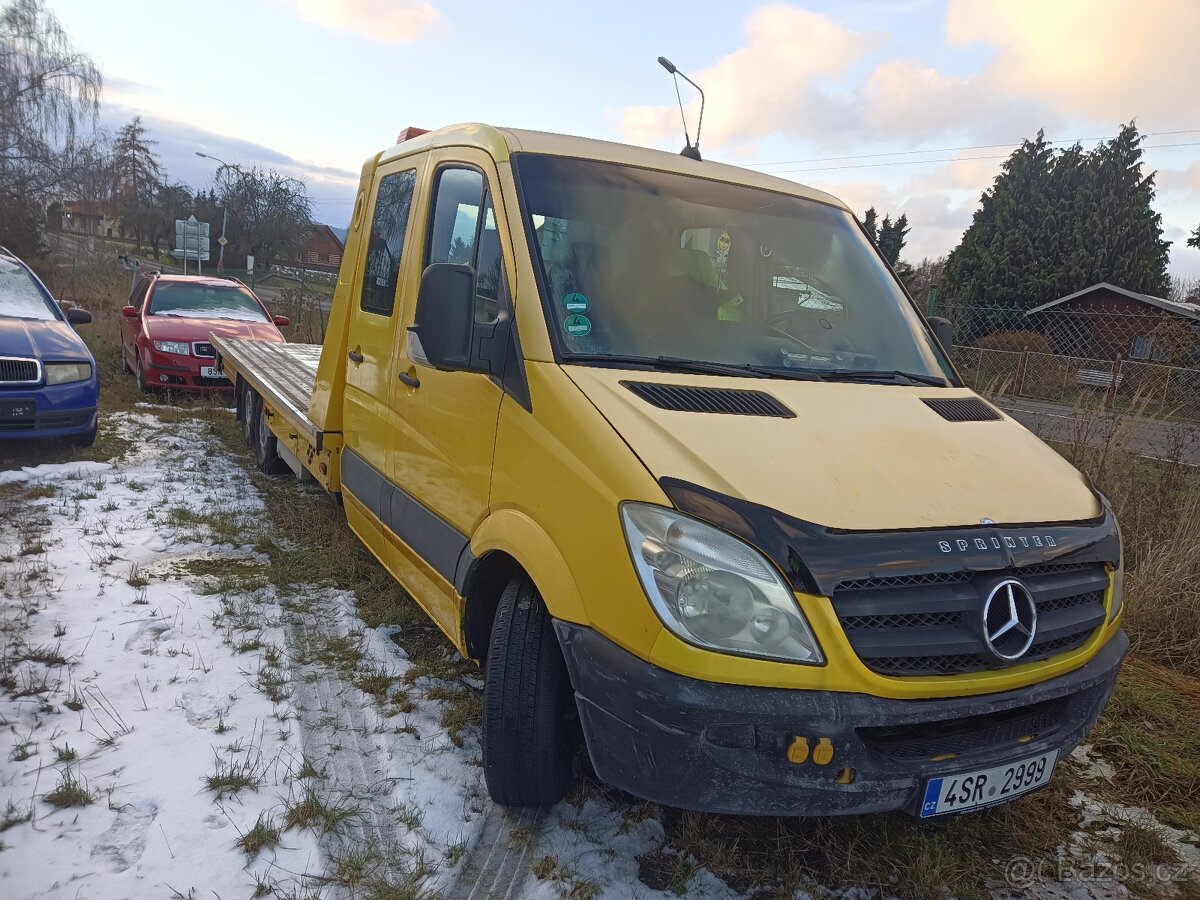 Mercedes - Benz 906 Sprinter 318 CDI DK odtahový speciál