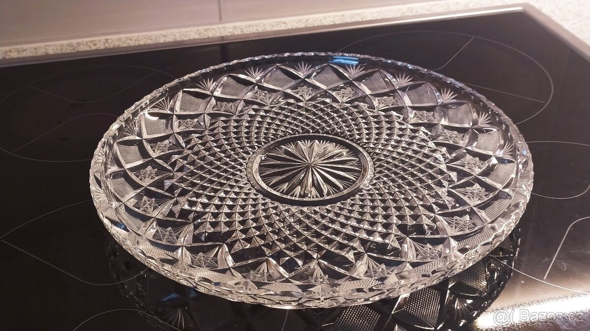 broušená mísa, talíř