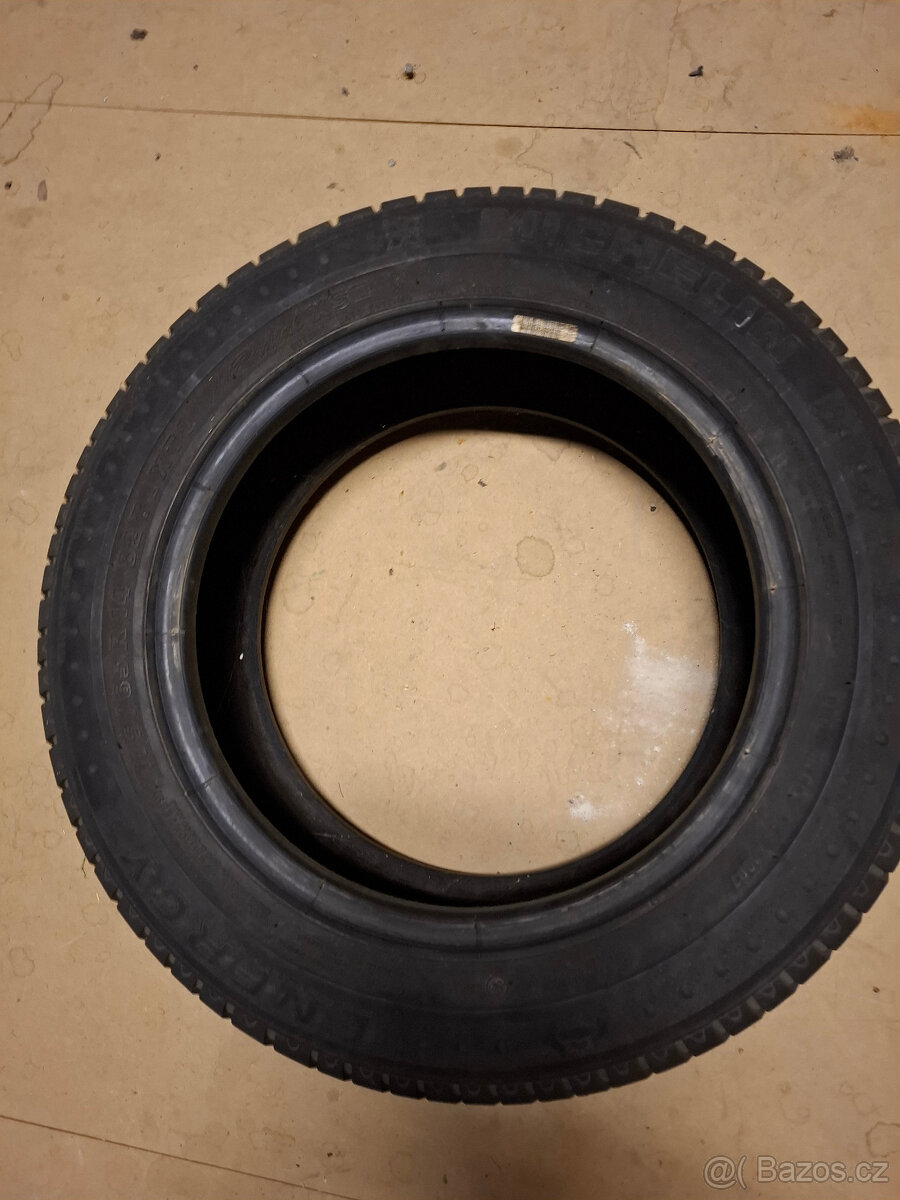 Letní pneumatiky Michelin R14