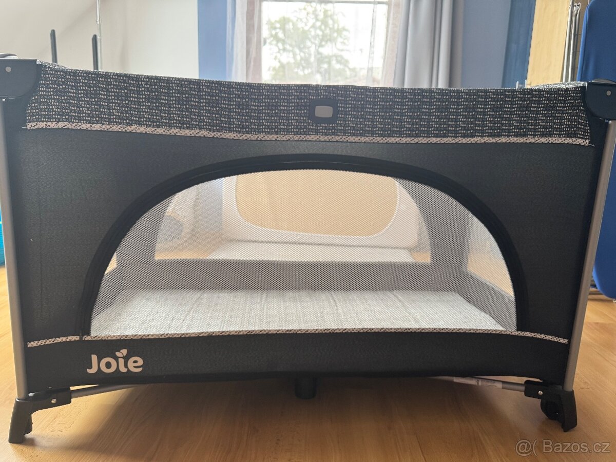 Cestovní postýlka Joie včetně matrace zdarma