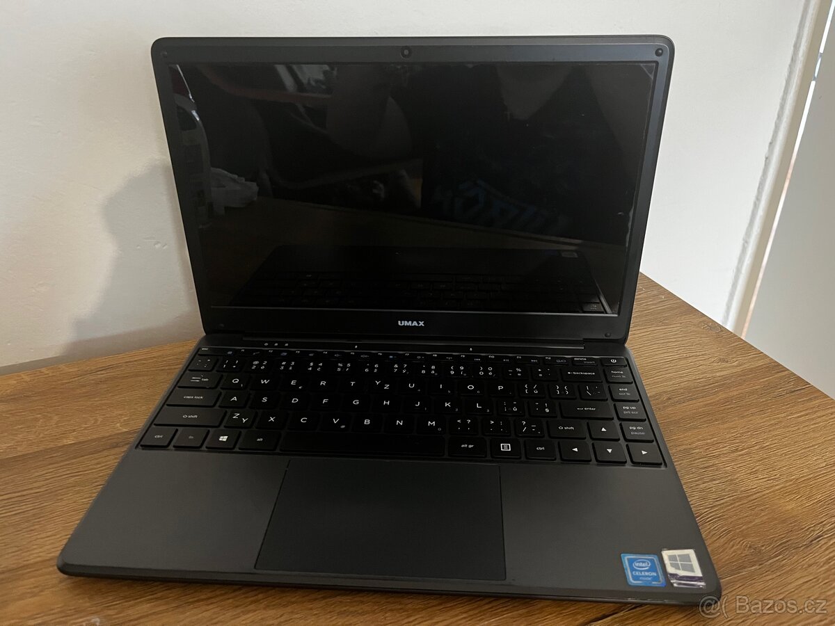 Umax Visionbook N14R