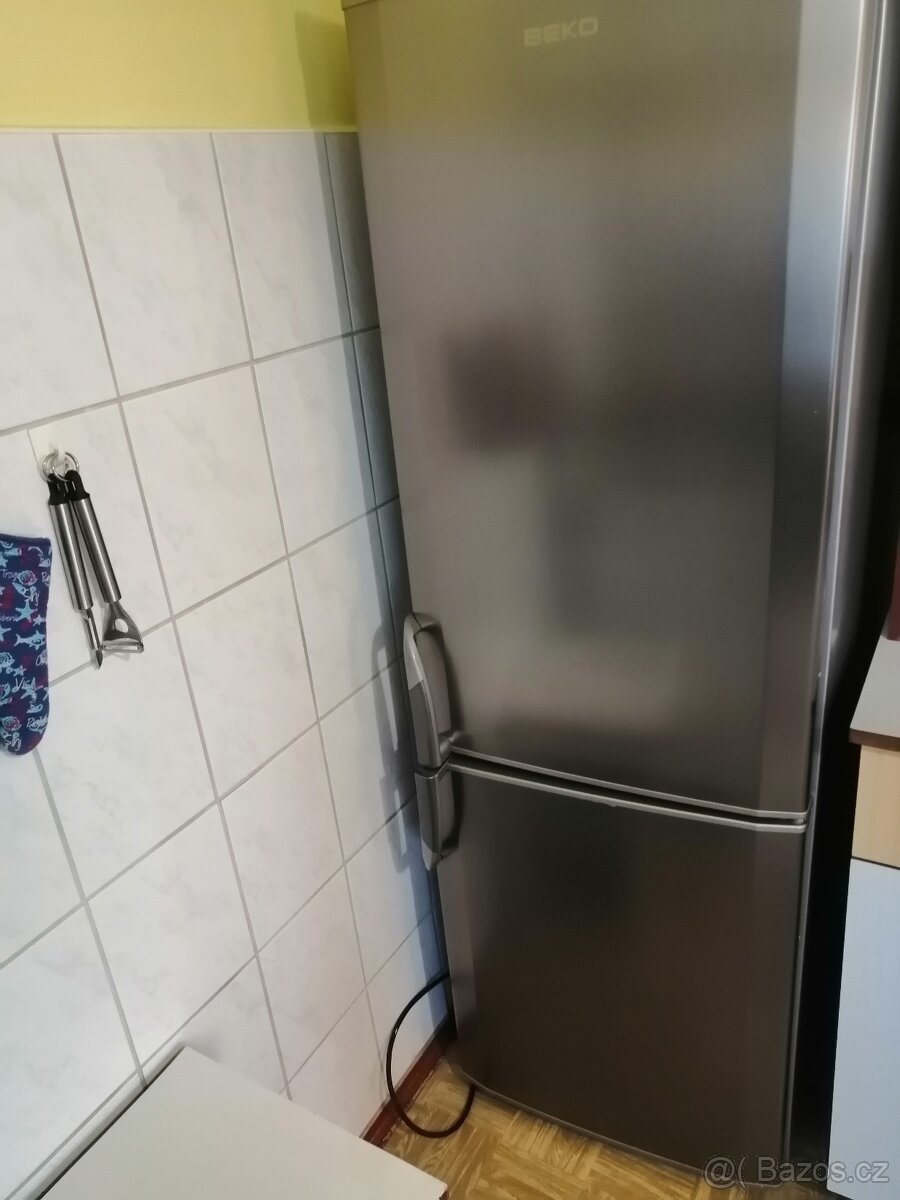 Lednička Beko