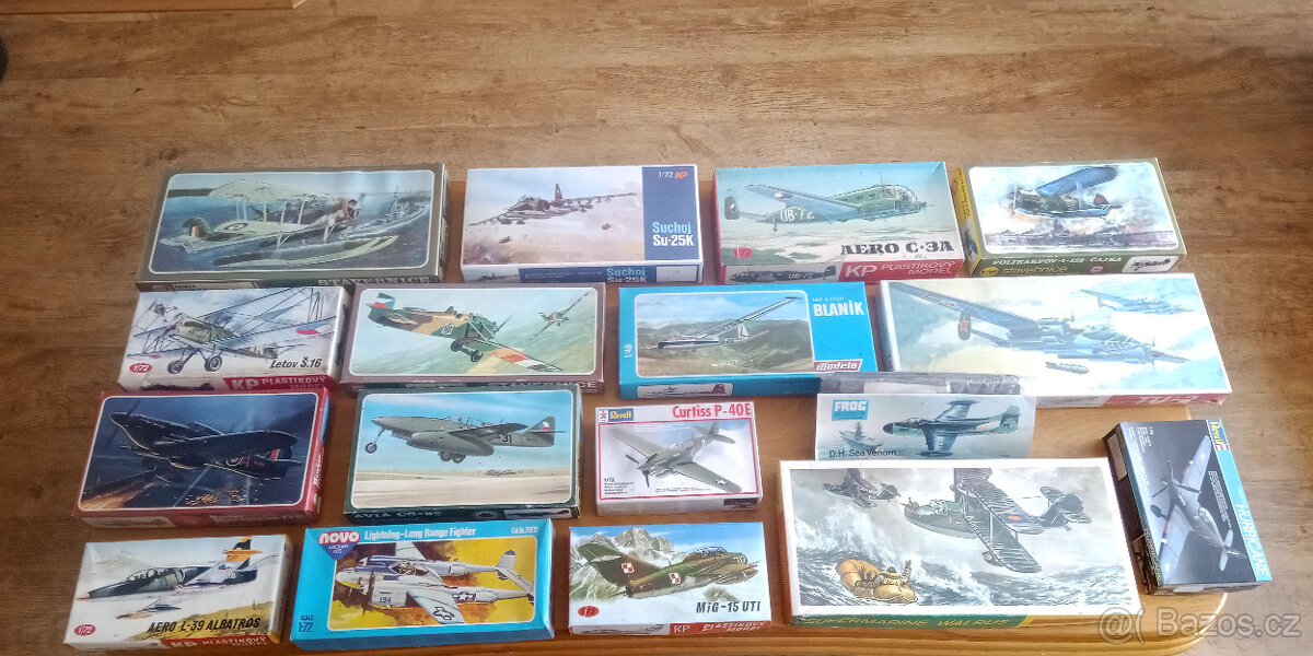 Plastikové modely letadel 1/72