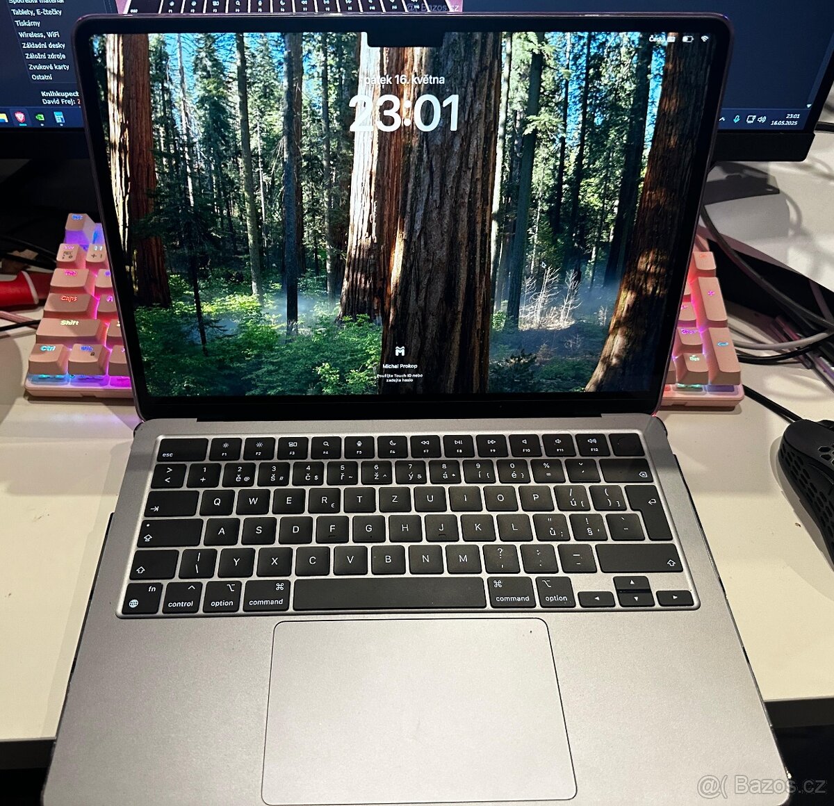 Apple MacBook Air M3 2024