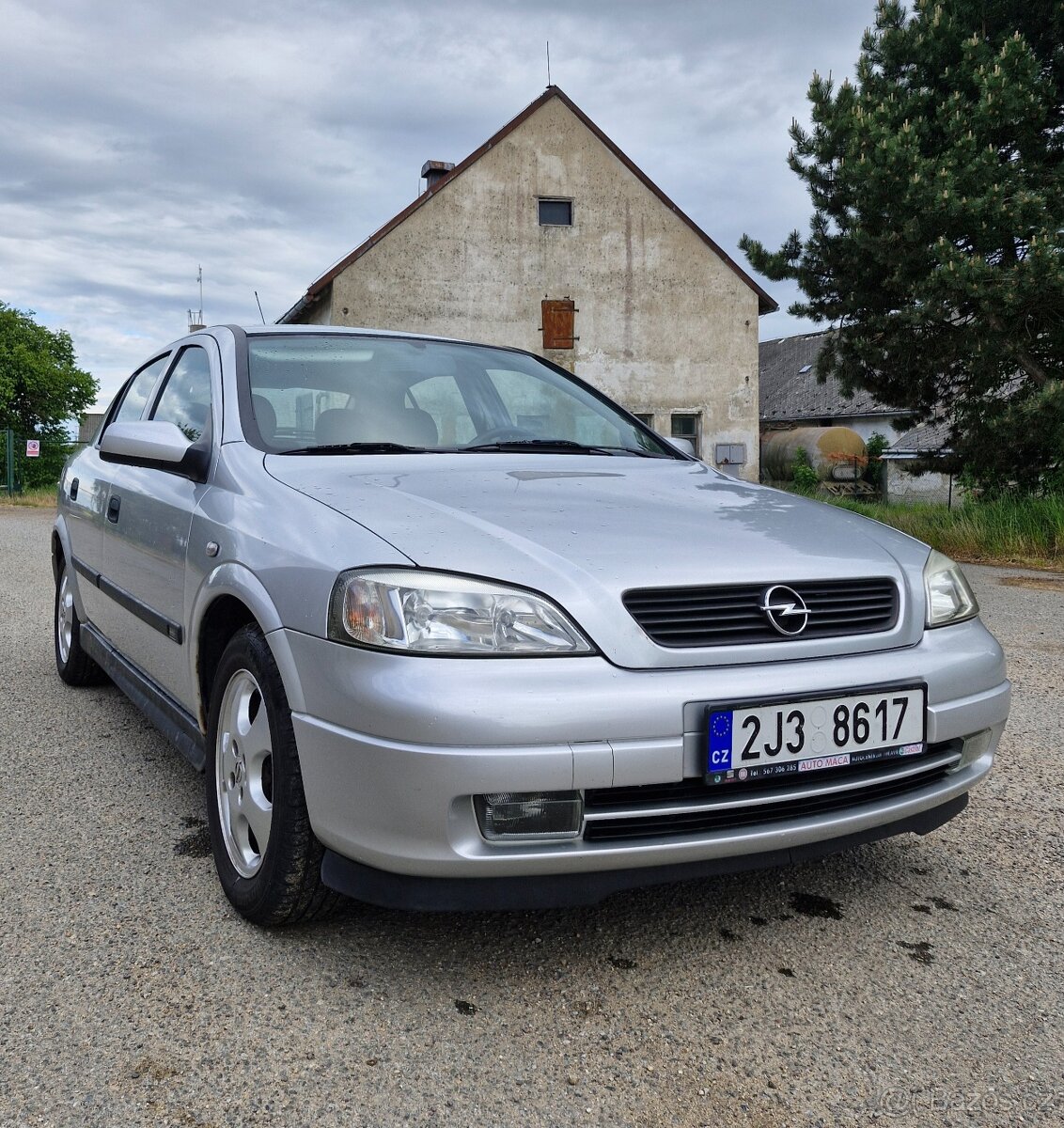 Opel Astra Hatchback 1.4 16V