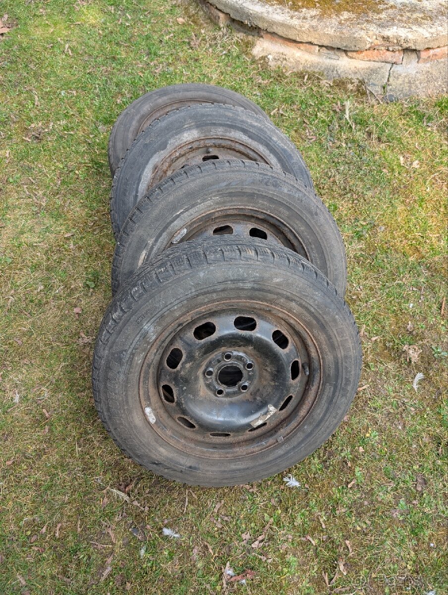 Octavia II atd. Pneu Bridgestone Blizzak 196/65 R15