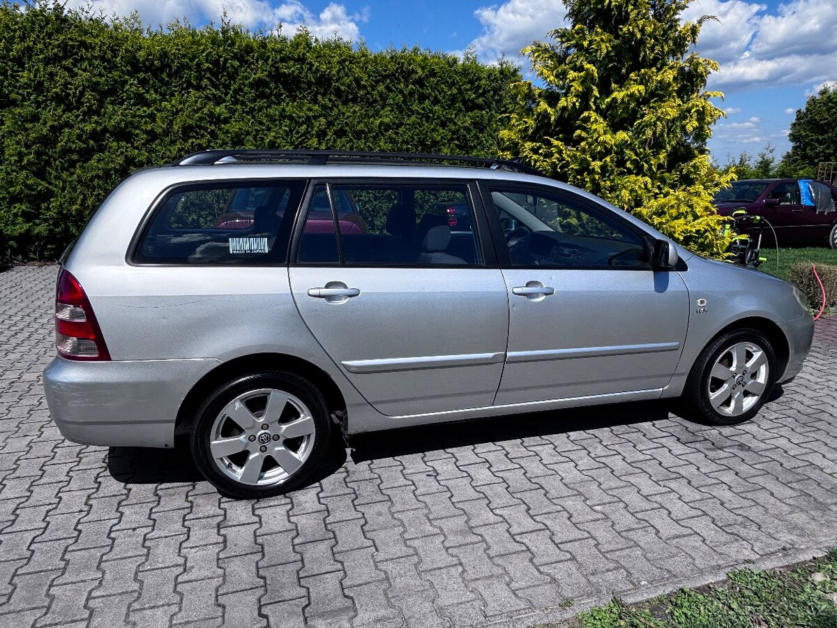 Na prodej Toyota corolla