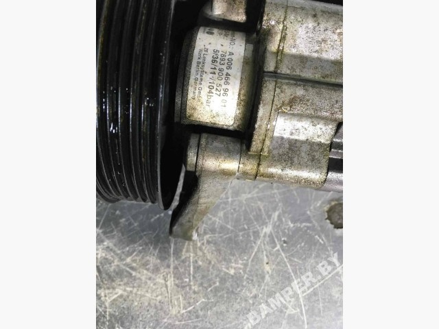 Mercedes-Benz E W212 SERVO pumpa A0064669601