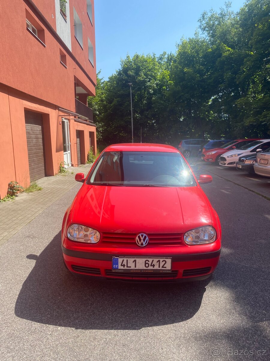 Volkswagen golf 4 1.6 SR