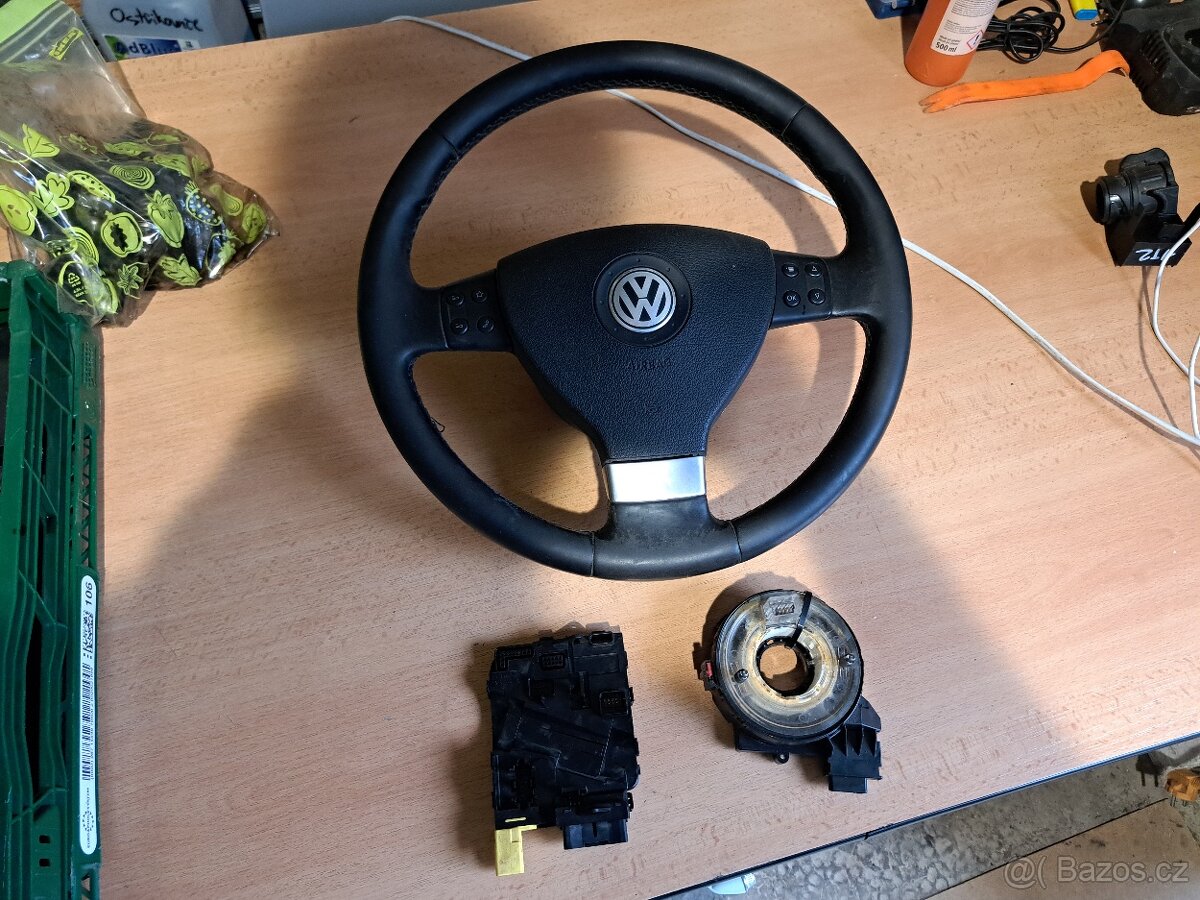VW Touran 1T2 multifunkce komplet