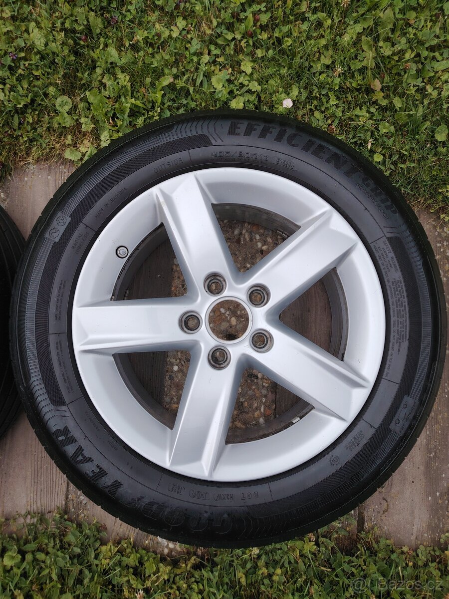 ALU kola Audi 16" s pneu 205/60 R16 – super stav