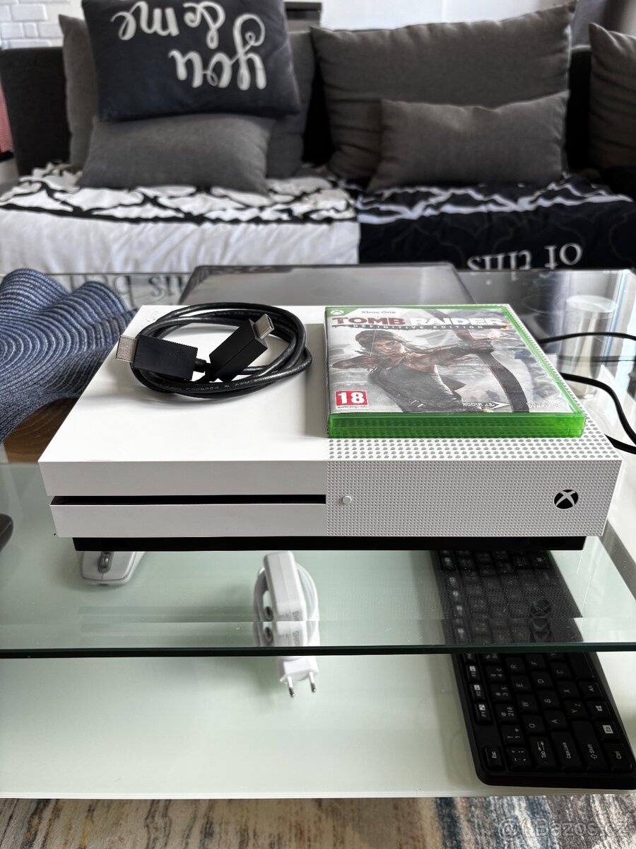 Xbox One S