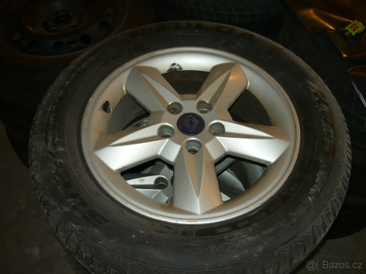 ALU kola Renault zimní pneu 215/65R16