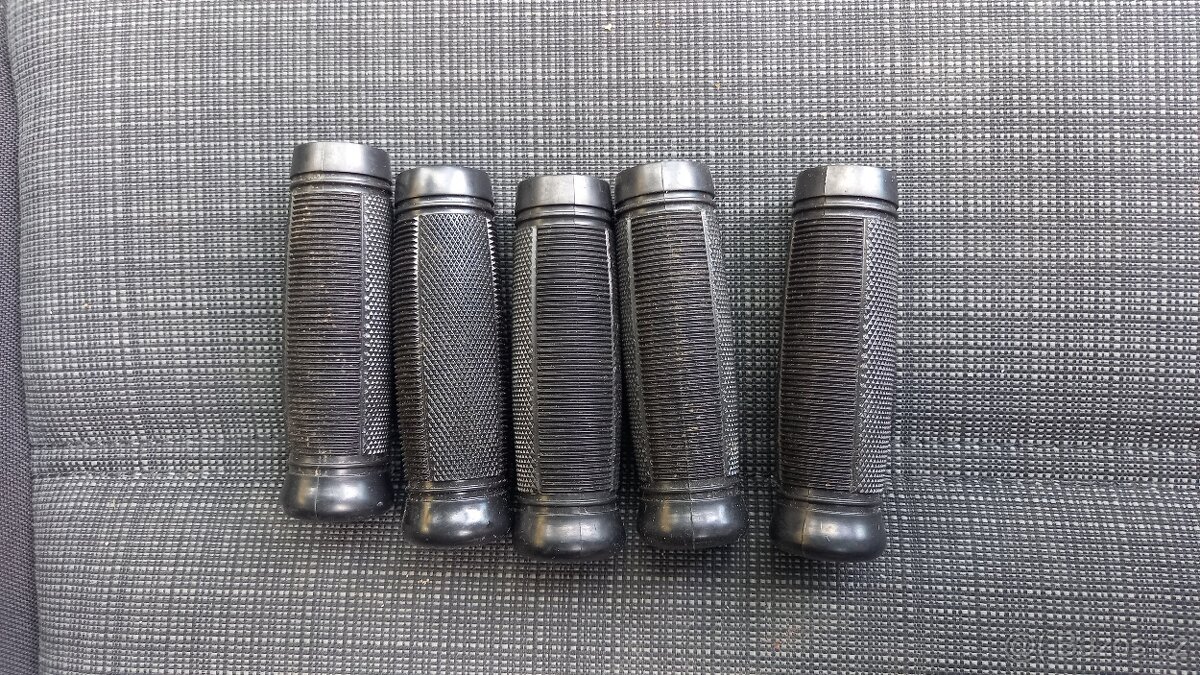 5 kusů guma ruční brzda škoda 105, 120, 125, 130, rapid