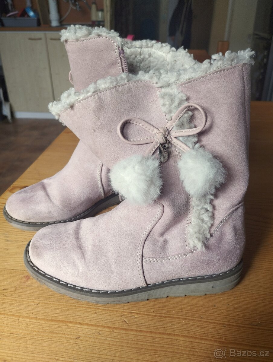 Cupcake Couture Zimní kozačky vel.27