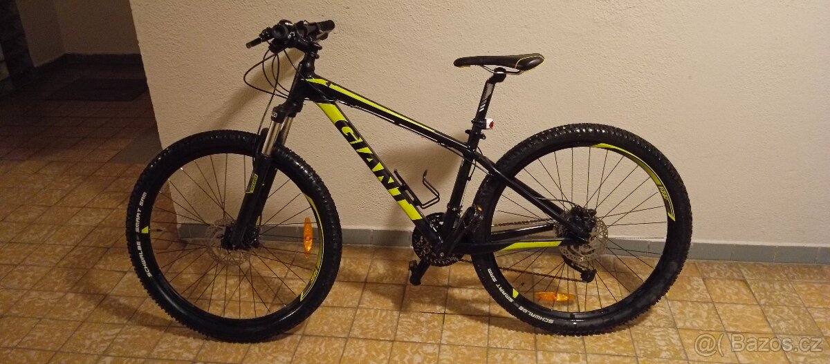 Horské kolo GIANT ALUXX – velikost S