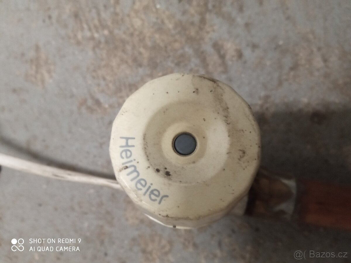 Čtyřcestný ventil a další