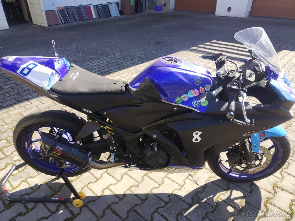 Yamaha R3