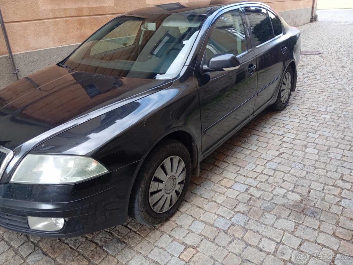 Škoda octavia 1.9tdi 77kw rok:2008