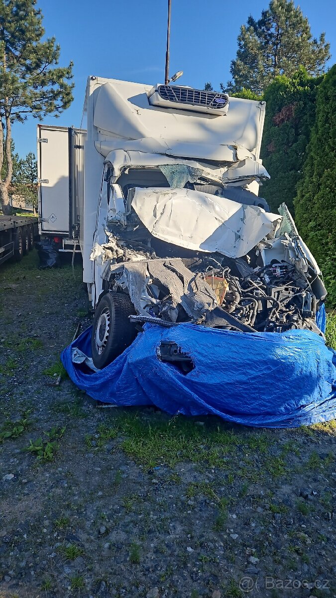 VW Crafter 20tdi. prodám díly. nebo cele