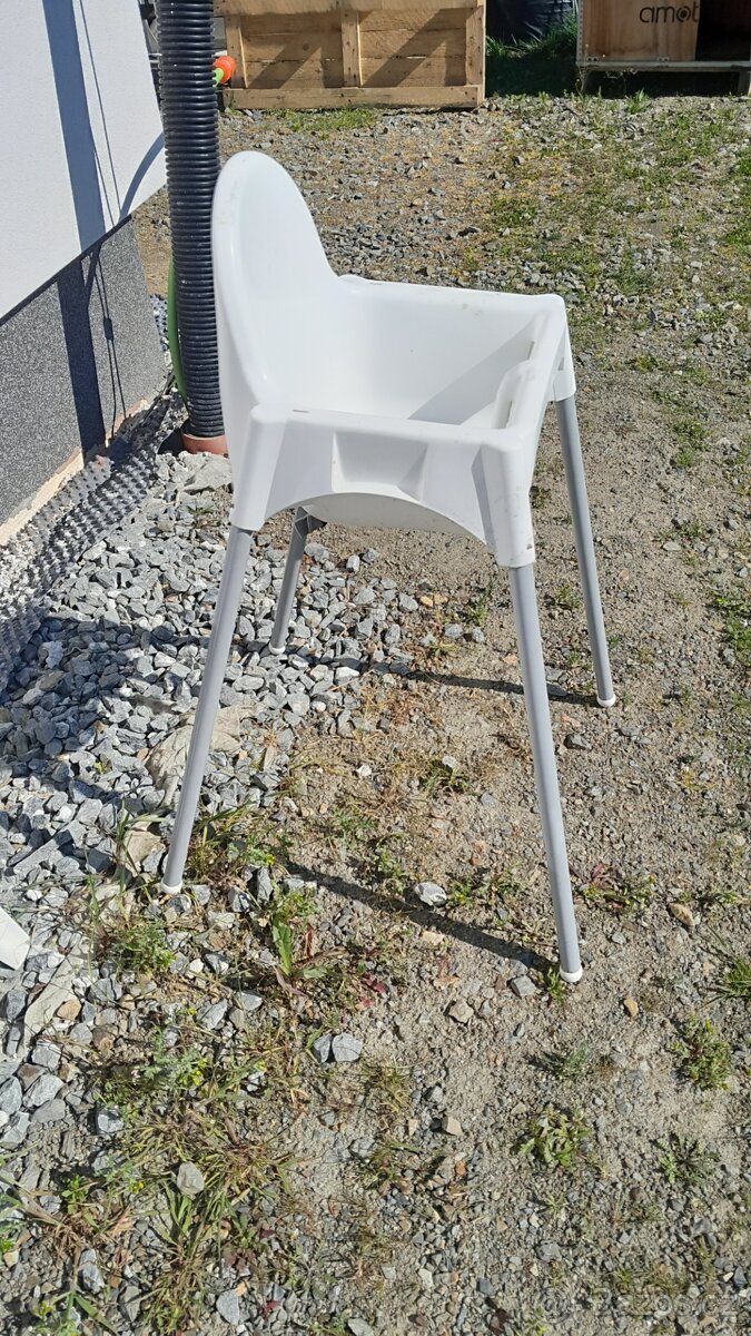 Jidelni zidlicka IKEA