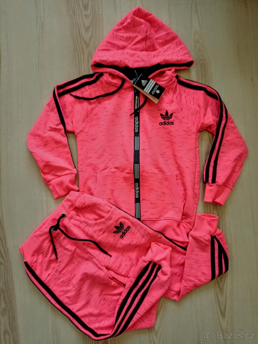 Nová Adidas neonová tepláková souprava