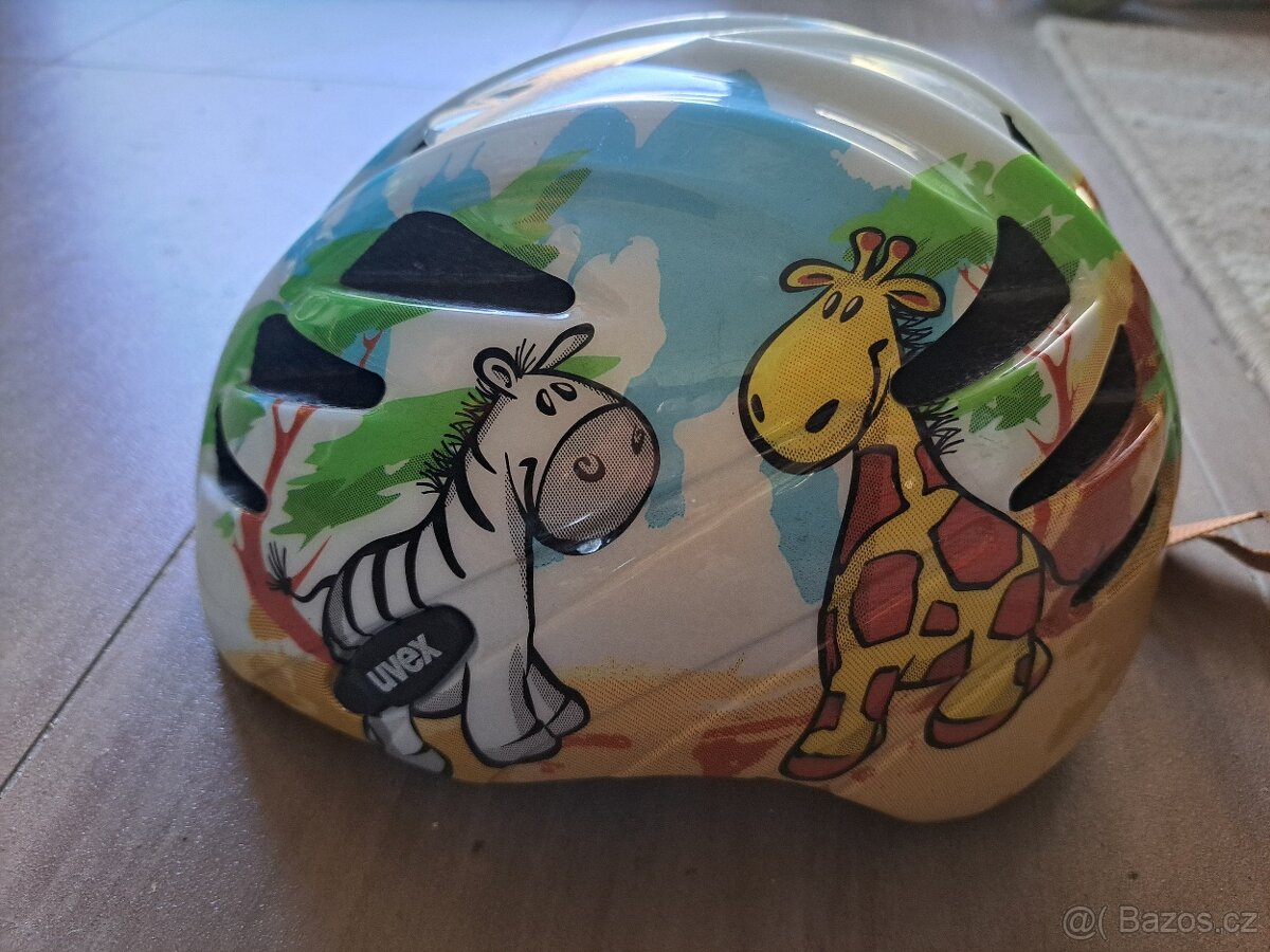 Dětská cyklistická helma UVEX