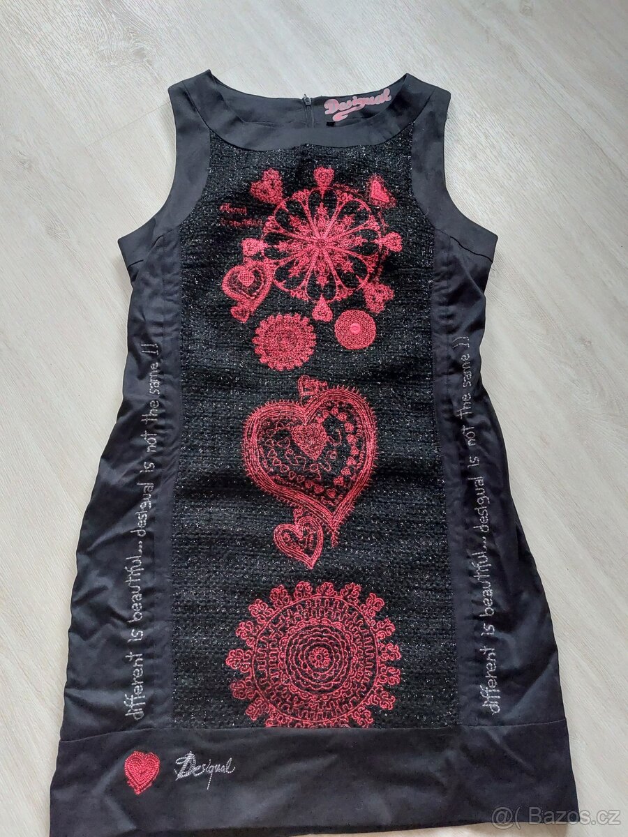 Šaty Desigual vel.40,