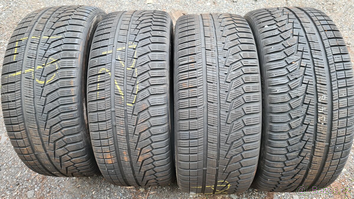 Zimni Hankook evo2 255/45/19 104V
