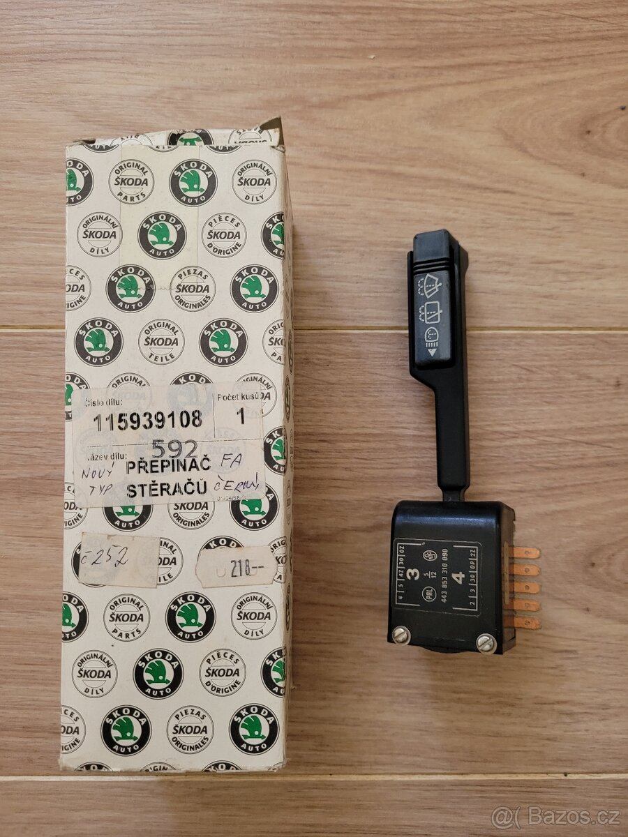 Přepínač stěračů černý 115939108 škoda