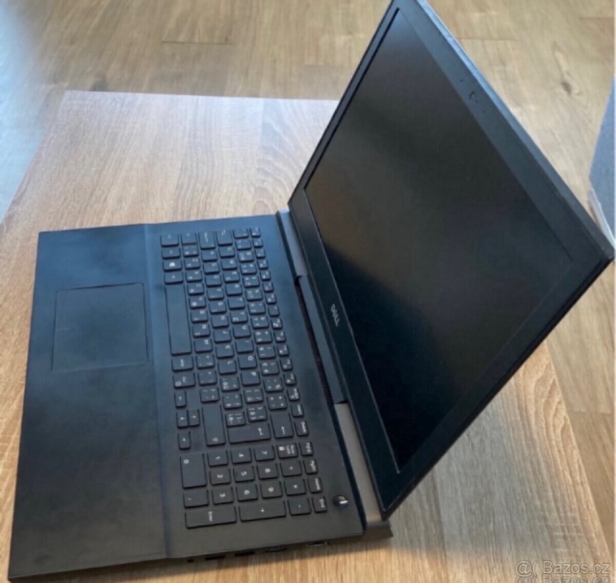 Dell Inspiron 15 Gaming 7567