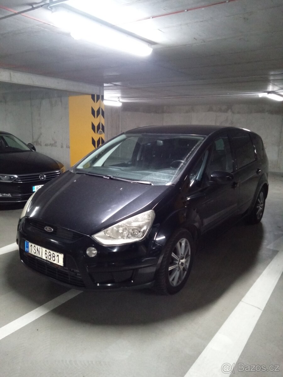 Ford S-Max ,nová STK, Tažné zařízení.