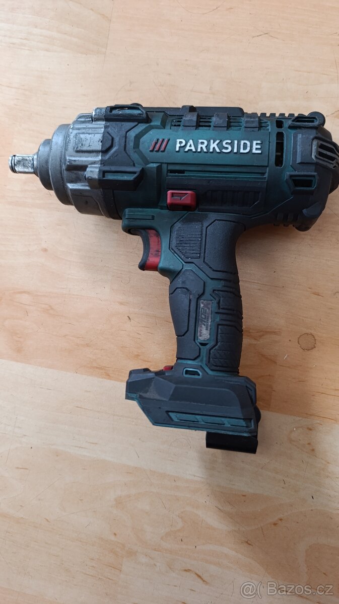 Aku rázový utahovák Parkside PASSK 20-Li B2