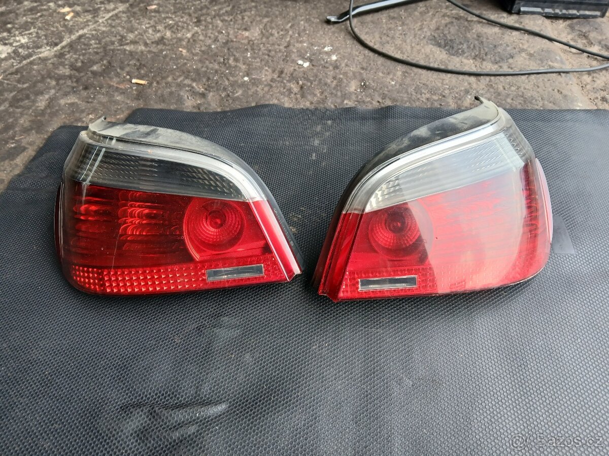 E60 zadní světla