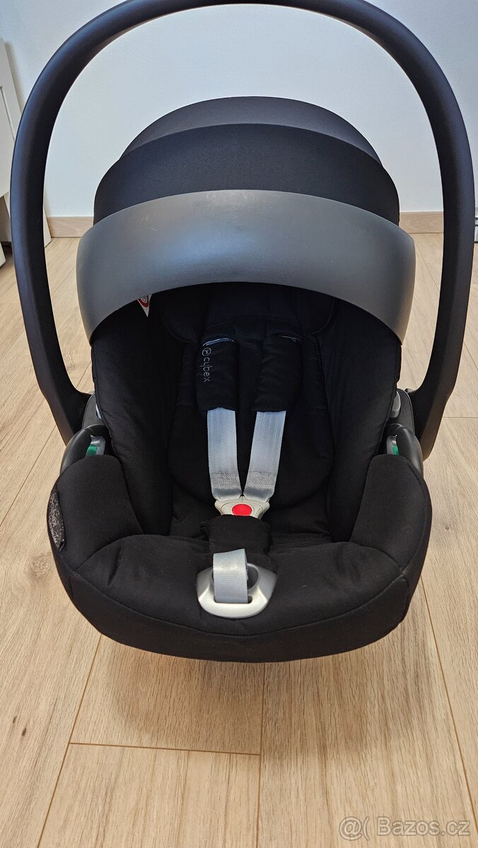 Cybex CLOUD Z2 I-SIZE Deep black + Cybex BASE Z2 Black 2023