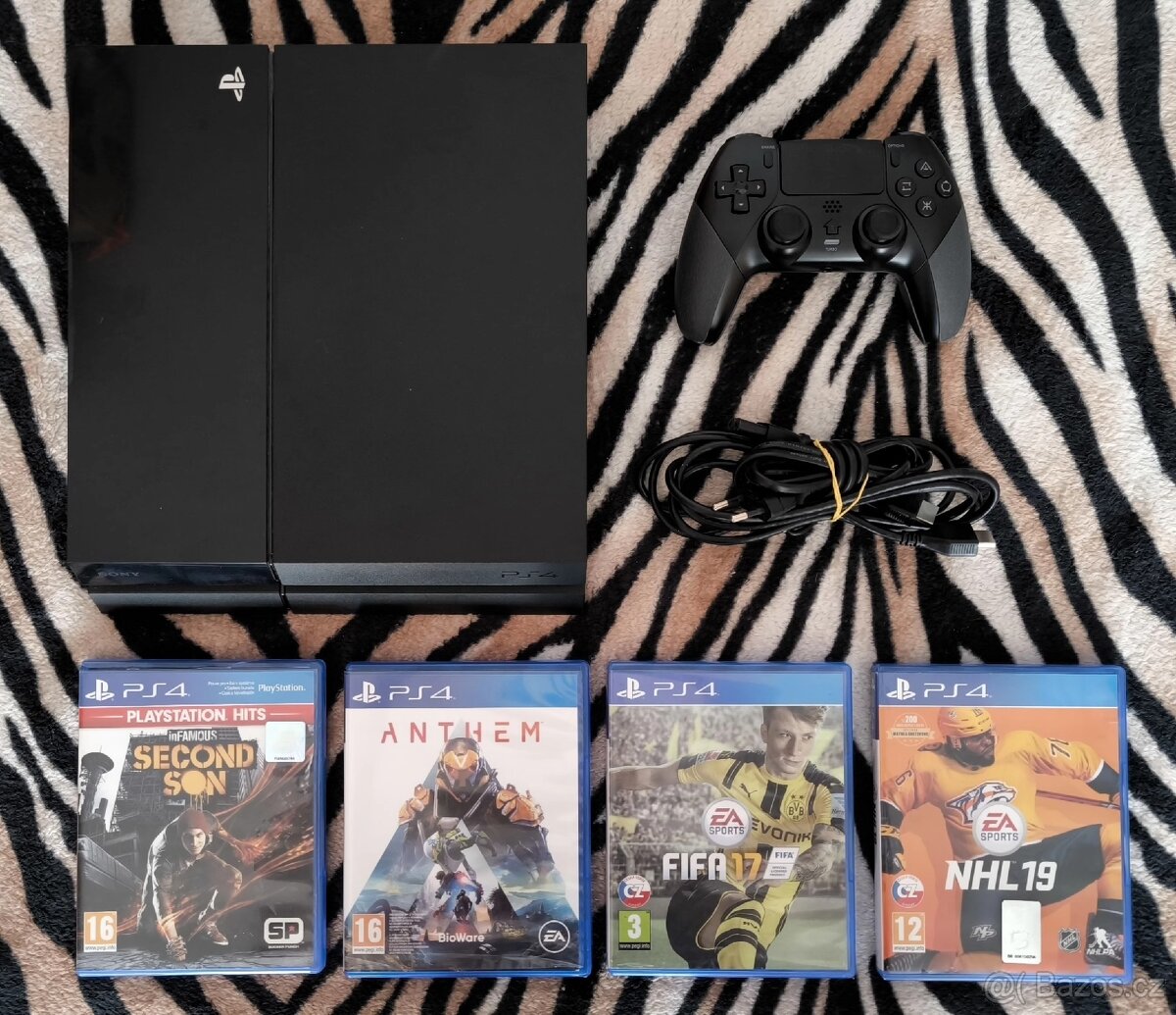 PLAYSTATION 4, ÚPLNĚ NOVÝ BEZDRÁTOVÝ OVLADAČ A HRY