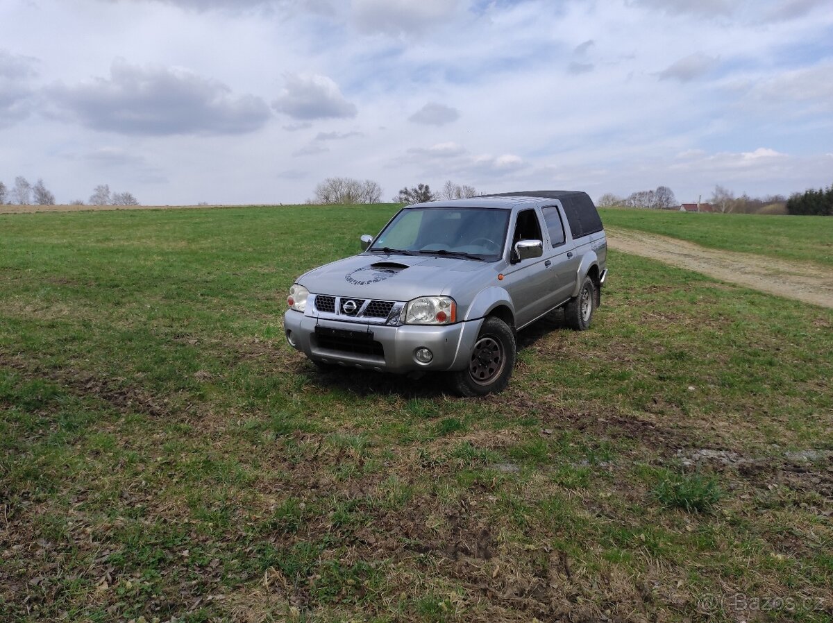 Navara D22