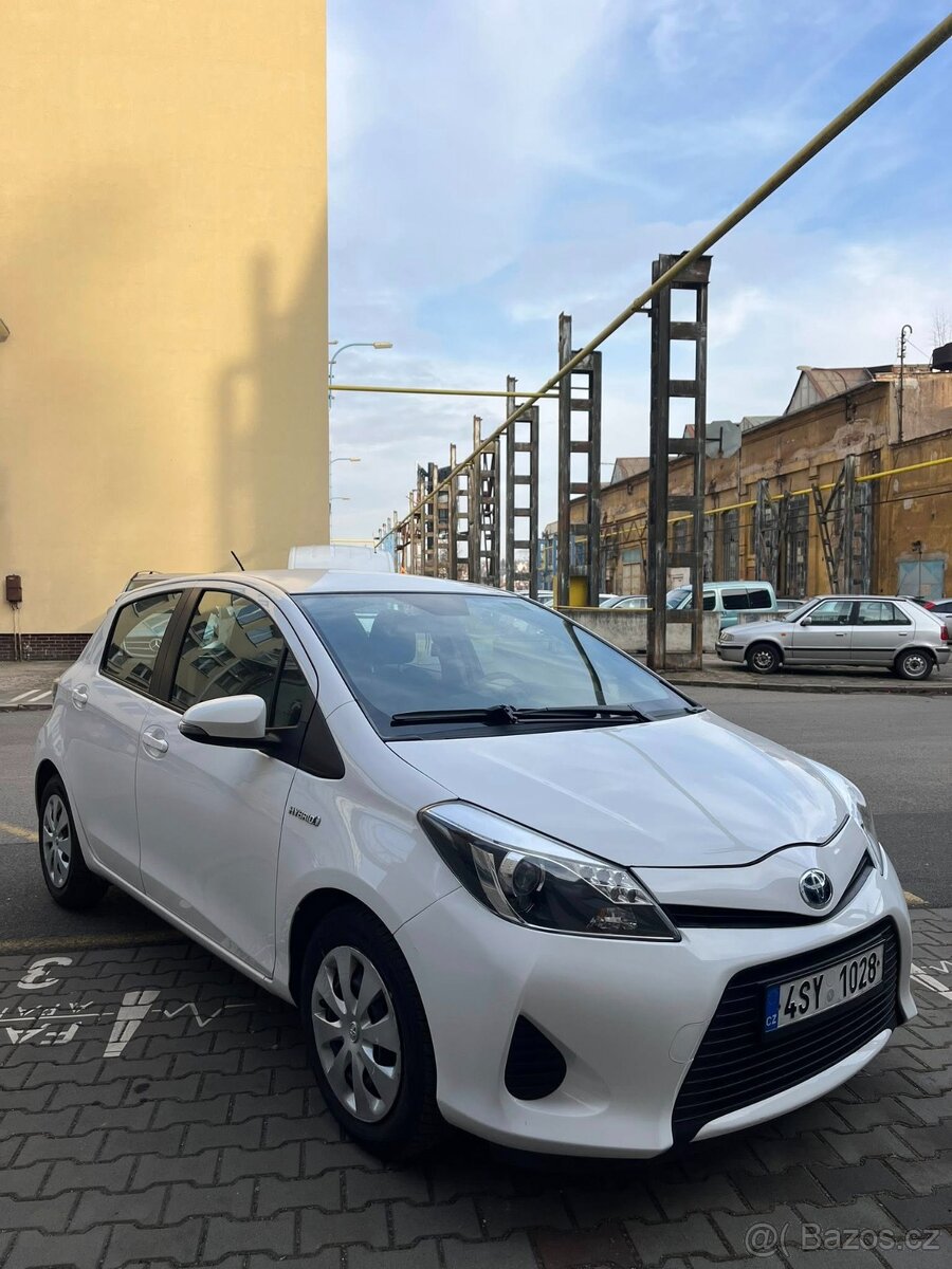 Toyota Yaris 1.5 Hybrid 2013